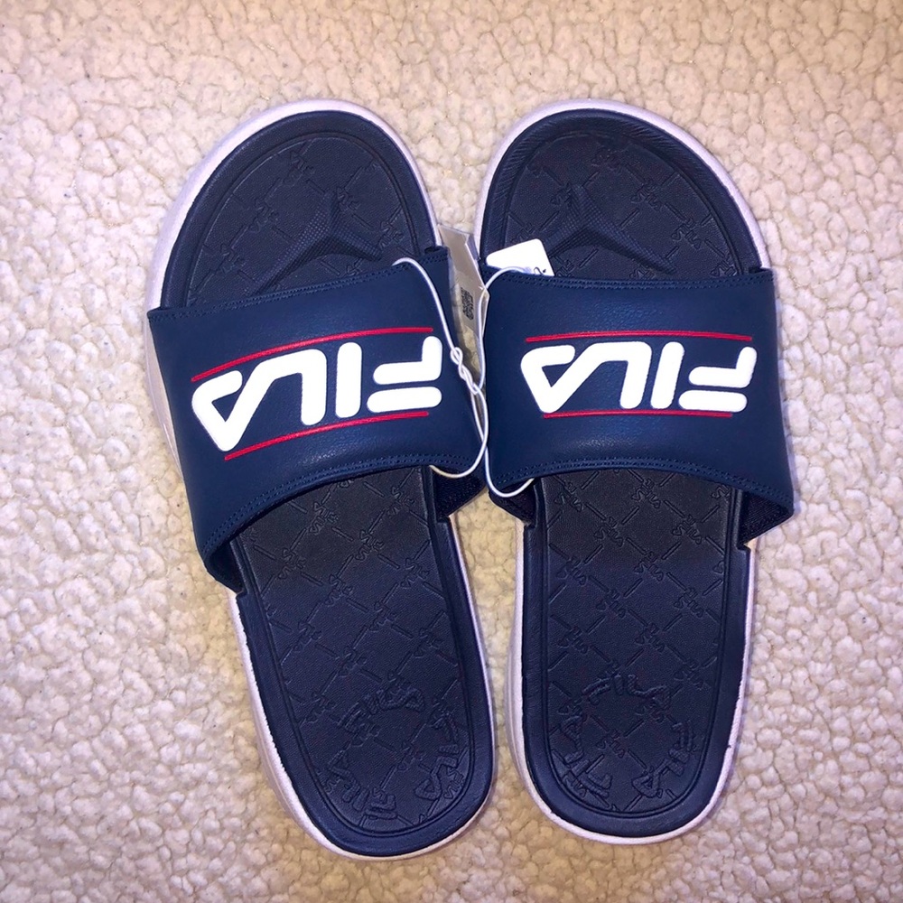 FILA SLIDES
